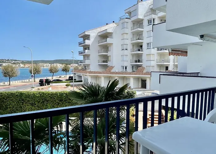 Passeig Del Mar 01 דירה
